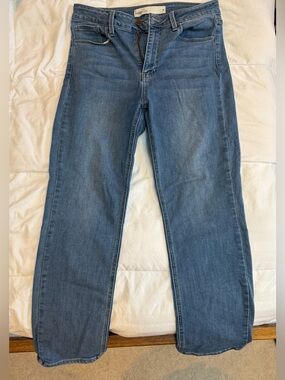 Straight-Leg Jeans in Medium Blue - Indigo